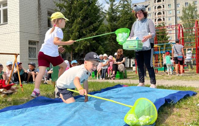 В ЦЕНТРЕ ВНИМАНИЯ — БЕЗОПАСНОЕ ЛЕТО!